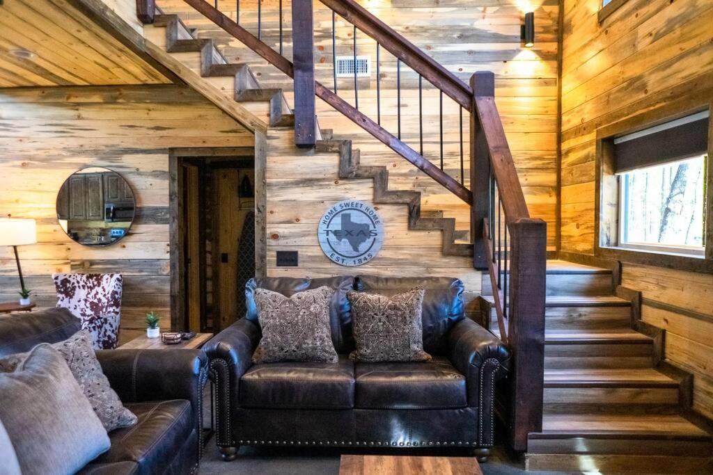The Big Tex Luxury Cabin Is Epic 브로큰보우 외부 사진