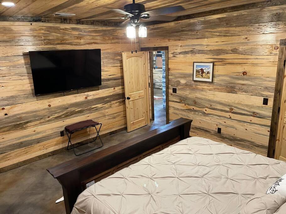 The Big Tex Luxury Cabin Is Epic 브로큰보우 외부 사진