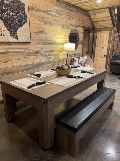 The Big Tex Luxury Cabin Is Epic 브로큰보우 외부 사진